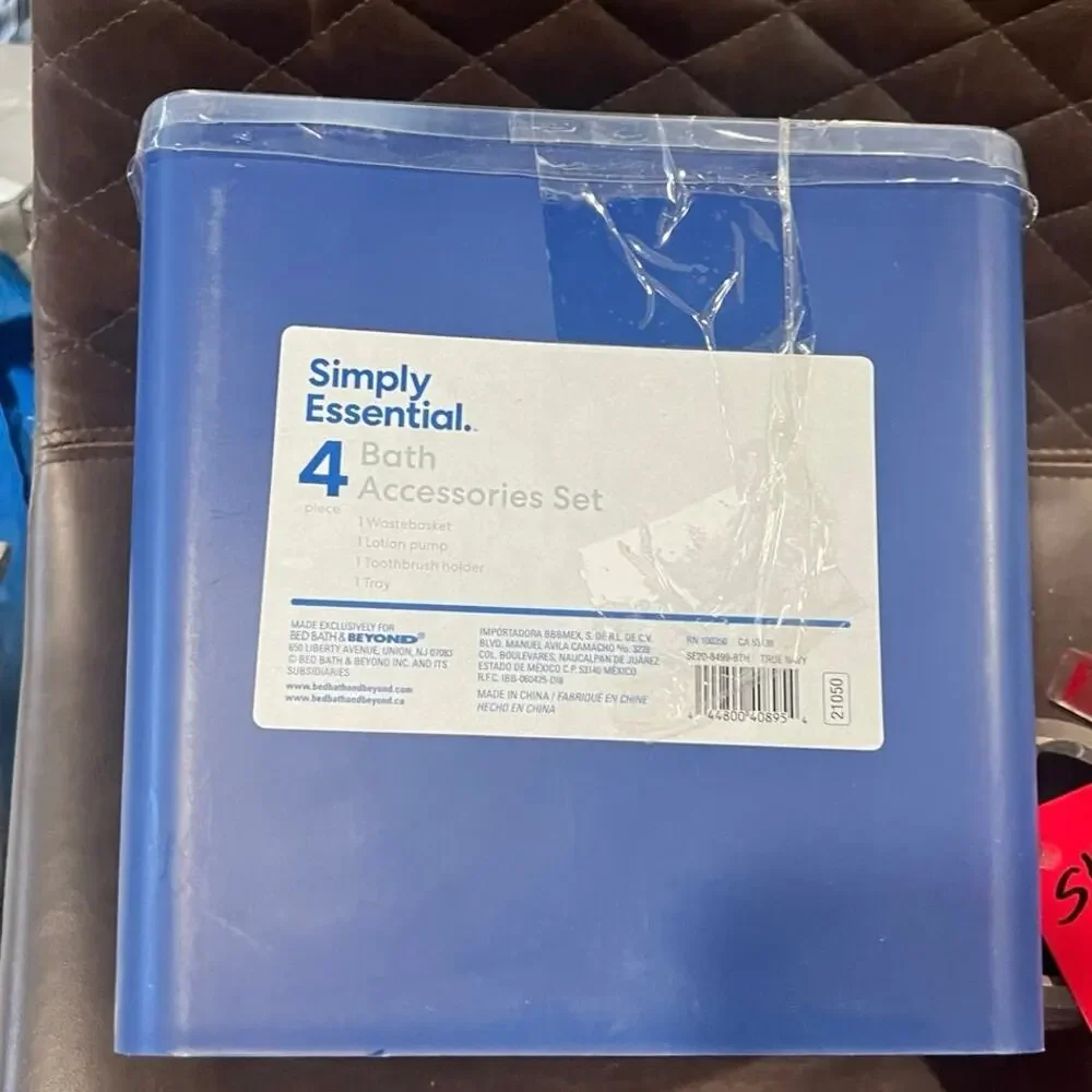 Simple Essential 4 Pieces Bathroom Accessories Navy Blue NEW